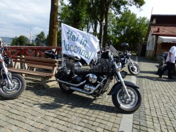 Bicicliștii și motocicliștii au deschis ediția de anul acesta a programului „Pelerin în Bucovina”