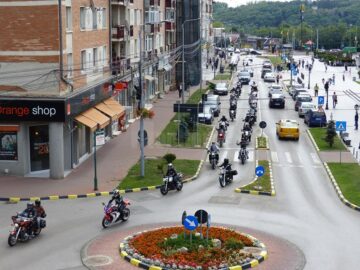 Bicicliștii și motocicliștii au deschis ediția de anul acesta a programului „Pelerin în Bucovina”