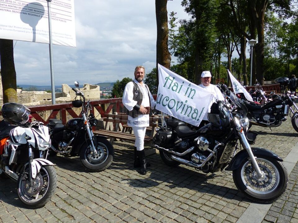 "Hai în Bucovina", mesajul purtat de motocicliști în pelerinajul către Cacica