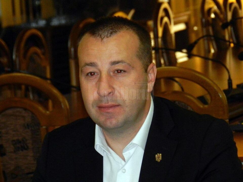 Viceprimarul Lucian Harsovschi a preluat temporar conducerea municipalității sucevene