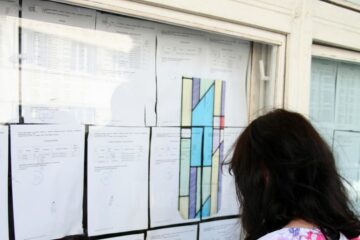 Profesori cu 20 de ani de experienta nu au reusit sa ia note de trecere