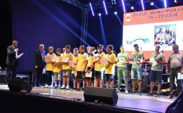 Festivitate de recunoaștere a meritelor elevilor cu rezultate remarcabile la olimpiadele naționale în anul școlar 2016-2017