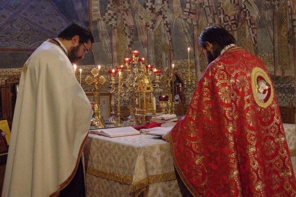 Urmarea lui Hristos, condiție a înveșnicirii Urmarea lui Hristos, condiție a înveșnicirii