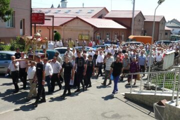 Procesiune religioasă