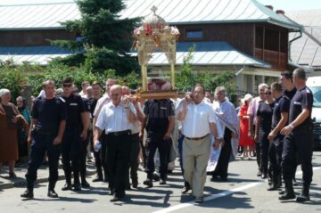 Procesiune religioasă de hramul Fălticeniului