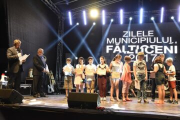 Festivitate de recunoaștere a meritelor elevilor cu rezultate remarcabile la olimpiadele naționale în anul școlar 2016-2017