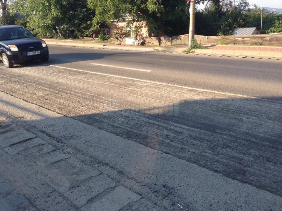 Principala arteră de circulație a Sucevei, reparată în timpul nopții