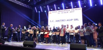 Festivitate de recunoaștere a meritelor elevilor cu rezultate remarcabile la olimpiadele naționale în anul școlar 2016-2017