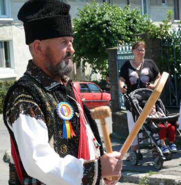 Procesiune religioasă de hramul Fălticeniului