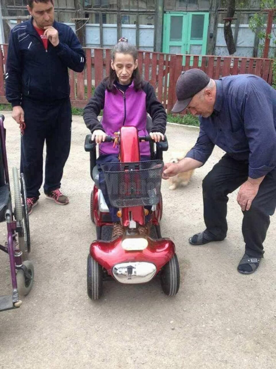 Liliana Cercel este imobilizată într-un scaun cu rotile de peste 20 de ani