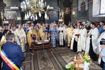 Nunta de aur pentru 31 de cupluri din Fălticeni