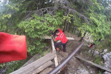 O bună parte din traseele montane au fost refăcute ori s-au reîmprospătat marcajele turistice