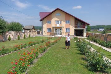 Casa lui Niculai Feraru Solomon, care a muncit 14 ani la CPL în Suceava și 17 ani în Spania