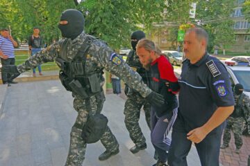 Ioan Beșa, adus cu masuri sporite de securitate în fața judecătorilor