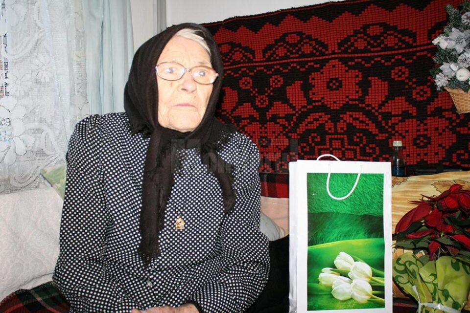 Cea mai vârstnică suceveancă, învățătoarea Ana Lazăr, s-a stins la vârsta de 106 ani