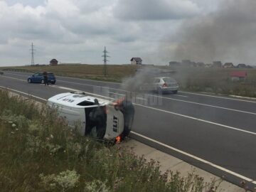 O mașină a luat foc după un accident pe șoseaua de centură a Sucevei