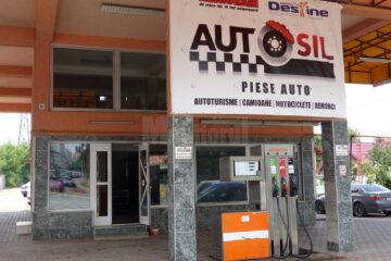 Magazinul de piese auto AUTOSIL s-a mutat de curând la parterul benzinăriei Peco Milenium, lângă Lidl Obcini din municipiul Suceava