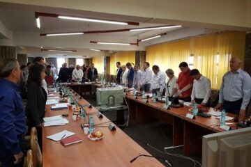 Moment de reculegere ținut în Consiliul Local Suceava pentru Carmen Agoutin și Sorin Vezeteu