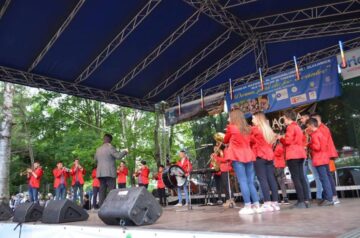 Festivalul național pentru copii și tineret „Dorna, plai de joc și cântec”, inclus în Consiliul Internațional de Organizare a Festivalurilor Folclorice