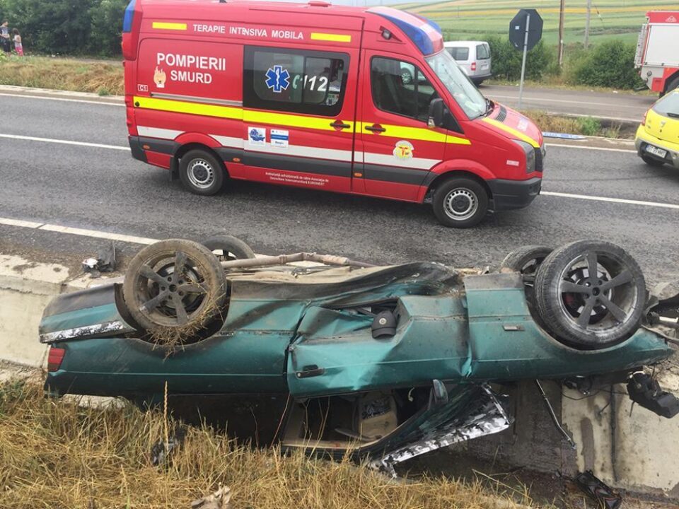 La volan era un tânăr în vârstă de 22 de ani, despre care există suspiciuni serioase că se afla sub influența substanțelor etnobotanice