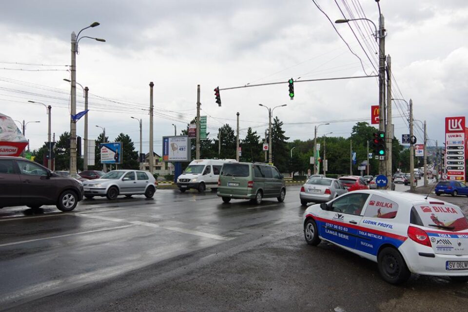 Un nou sens giratoriu va fi amenajat pe cheltuiala investitorului imobiliar, la intersecția cu strada Traian Vuia