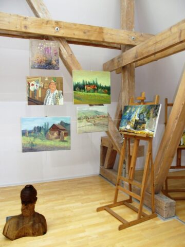 Expoziția retrospectivă a taberelor de creație din Poiana Dacilor - Păltinoasa