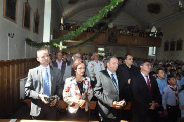 Oficialități prezente la Sfânta Liturghie