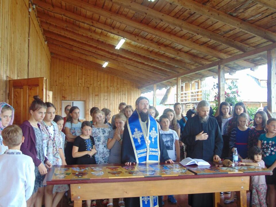 Tabără de creație pentru copii, la Mănăstirea Dragomirna