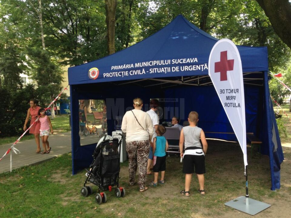Pe langa centrele de prim ajutor din piețe, un cort va fi instalat în Parcul Central