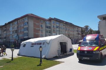 Punct de prim ajutor amenajat de ISU pe esplanada centrală