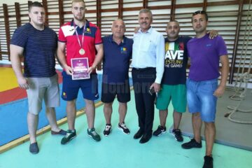 Trufan, antrenorii Rusu și staff-ul