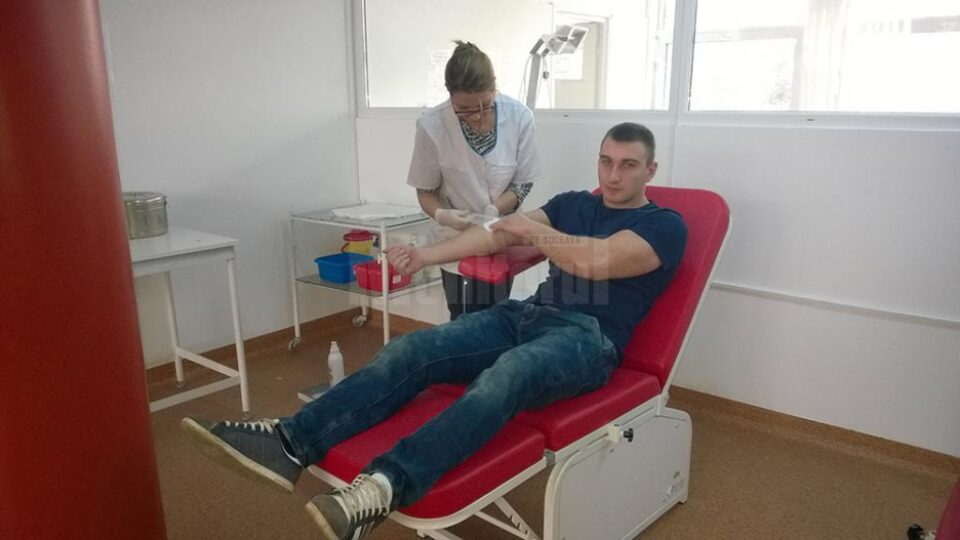 Deficit de sânge la toate grupele sangvine. Centrul de Transfuzii face apel la populație pentru donare