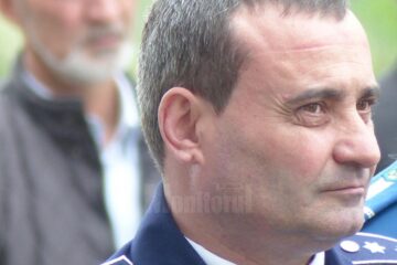 Comisarul-șef Dorel Aicoboae, inspectorul-șef al IPJ Suceava, a ieșit și el la pensie, deși era împuternicit la comanda poliției județene până la finele anului