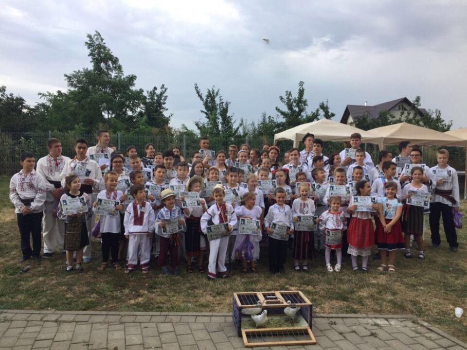 Câștigătorii festivalului de toacă pentru copii ,,Lemnul sfânt care cântă”