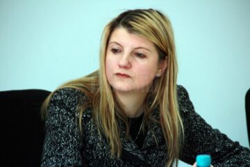 Decanul Facultății de Științe ale Educației, Adina Colomeischi