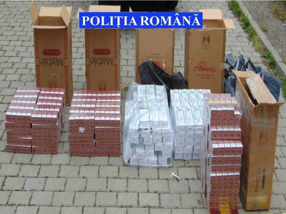 Mașină încărcată cu țigări, depistată la intersecția a două drumuri naționale
