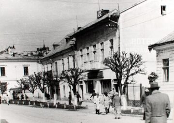 Cum a luat naștere orașul modern Suceava, ridicat în timp record, pentru o populație care crescuse de cinci ori într-un sfert de secol