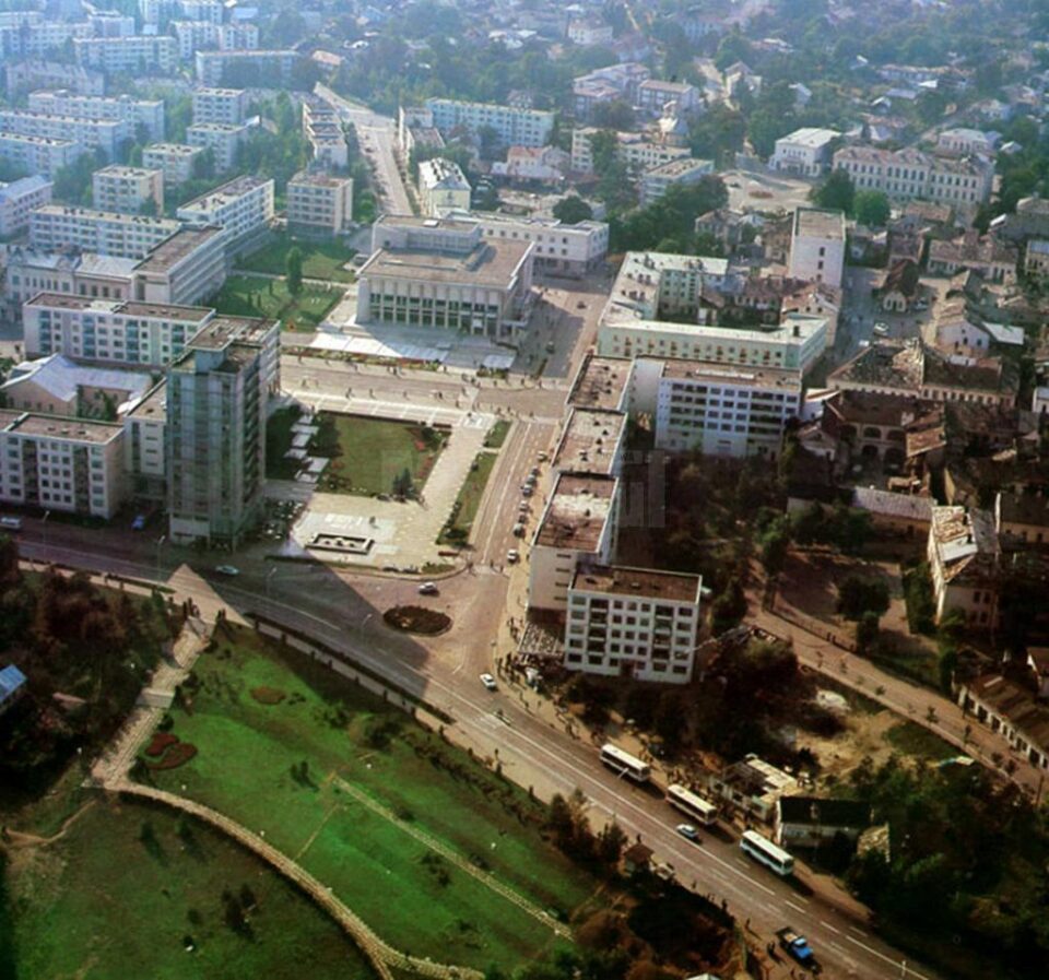 Noul centru al orașului Suceava, la începutul anilor 70