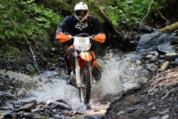 „Hard Enduro Bucovina” este un concurs de motociclism enduro