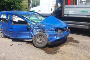 Accident cu 3 vehicule implicate la Rosiori