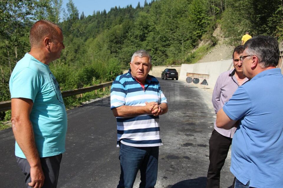 Dumitru Mihalescul a precizat că asfaltarea drumului Brodina - Ulma a fost cea mai așteptată investiție în această zonă a județului