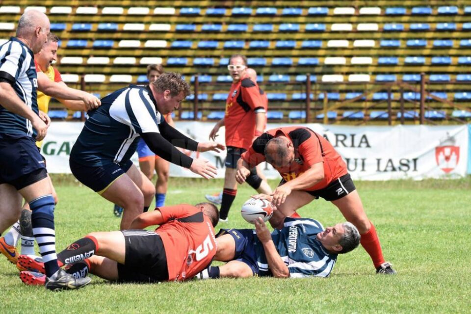 Foștii jucători ai echipei de rugby seniori a Clubului Sportiv Municipal Suceava vor încălța din nou ghetele de joc