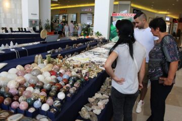 Expo Mineralia este deschisă până marți, 15 august