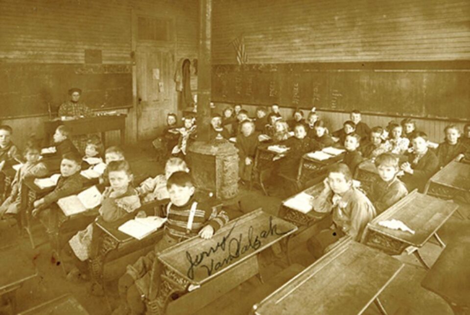 „Școala din Stroiești”