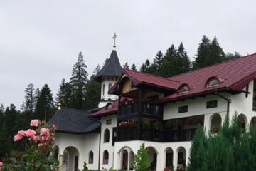 Sfințirea Paraclisului „Sfânta Muceniță Filofteia”, duminică, la Secrieș – Moldovița