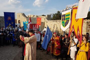Festivitatea de deschidere a Festivalului Medieval a avut loc în curtea interioară a Cetății de Scaun Suceava