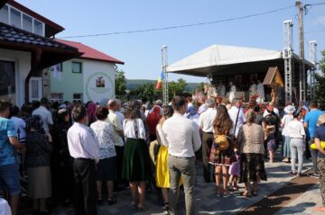 La Dolhasca a avut loc duminică sfințirea primului spital al Arhiepiscopiei Sucevei și Rădăuților