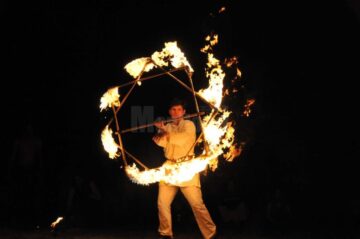 Spectacolele cu foc și lasere din Cetatea Sucevei, perla Festivalului Medieval „Ștefan cel Mare”