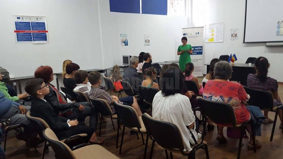 „Migrația pentru muncă și copiii minori rămași acasă”, dezbatere la Gura Humorului