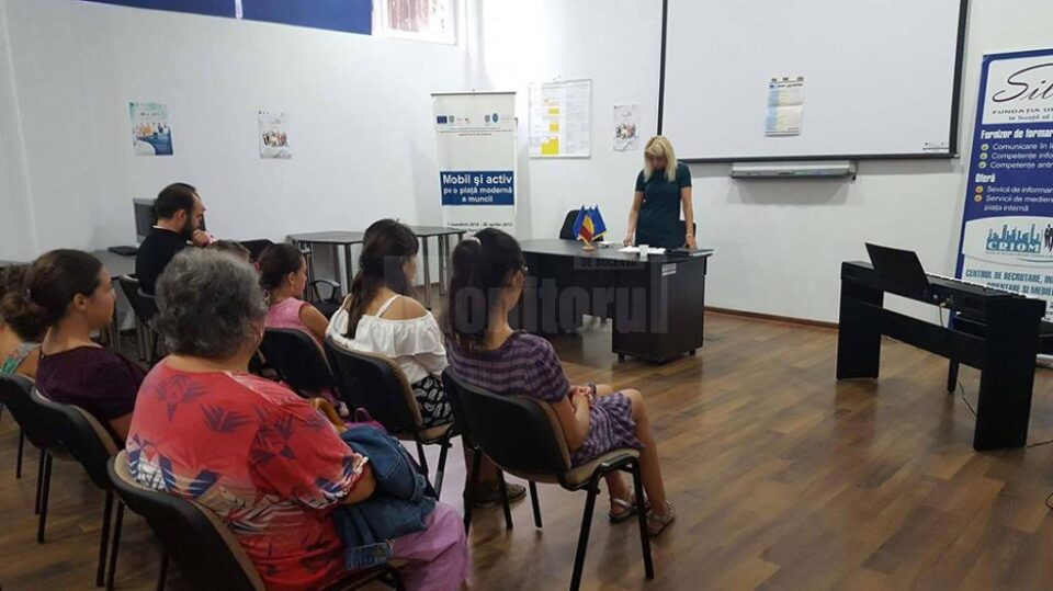 „Migrația pentru muncă și copiii minori rămași acasă”, dezbatere la Gura Humorului